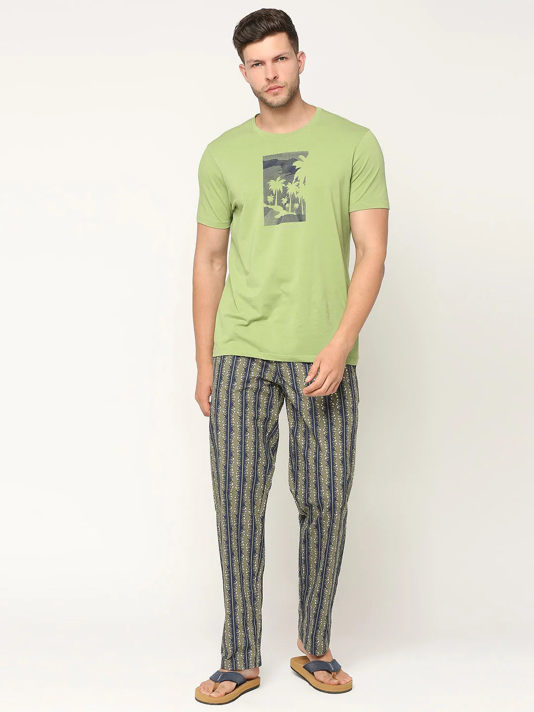 Men Premium Cotton Printed Olive Pyjama- Underjeans By Spykar