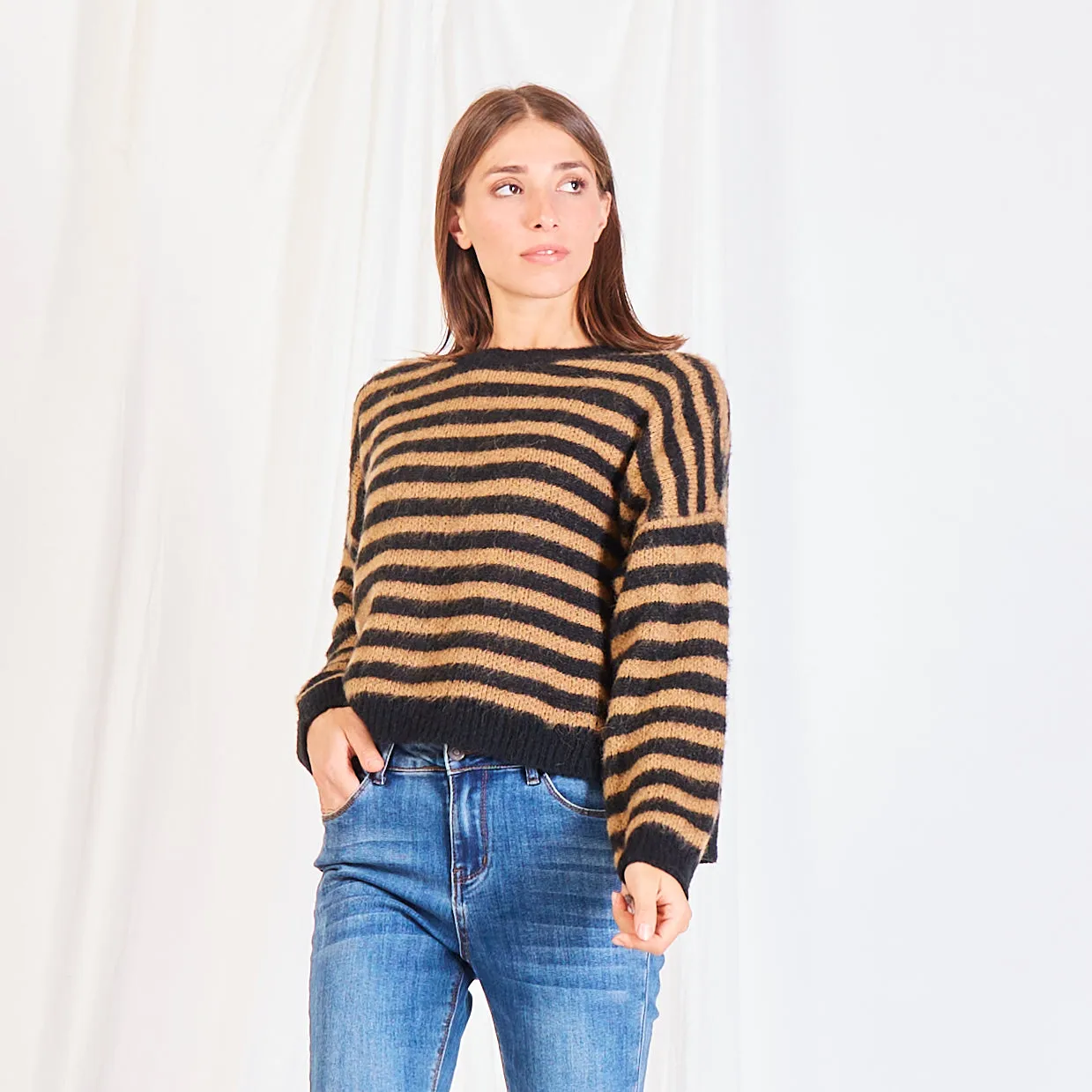 Wholesale striped colorblock knit sweater